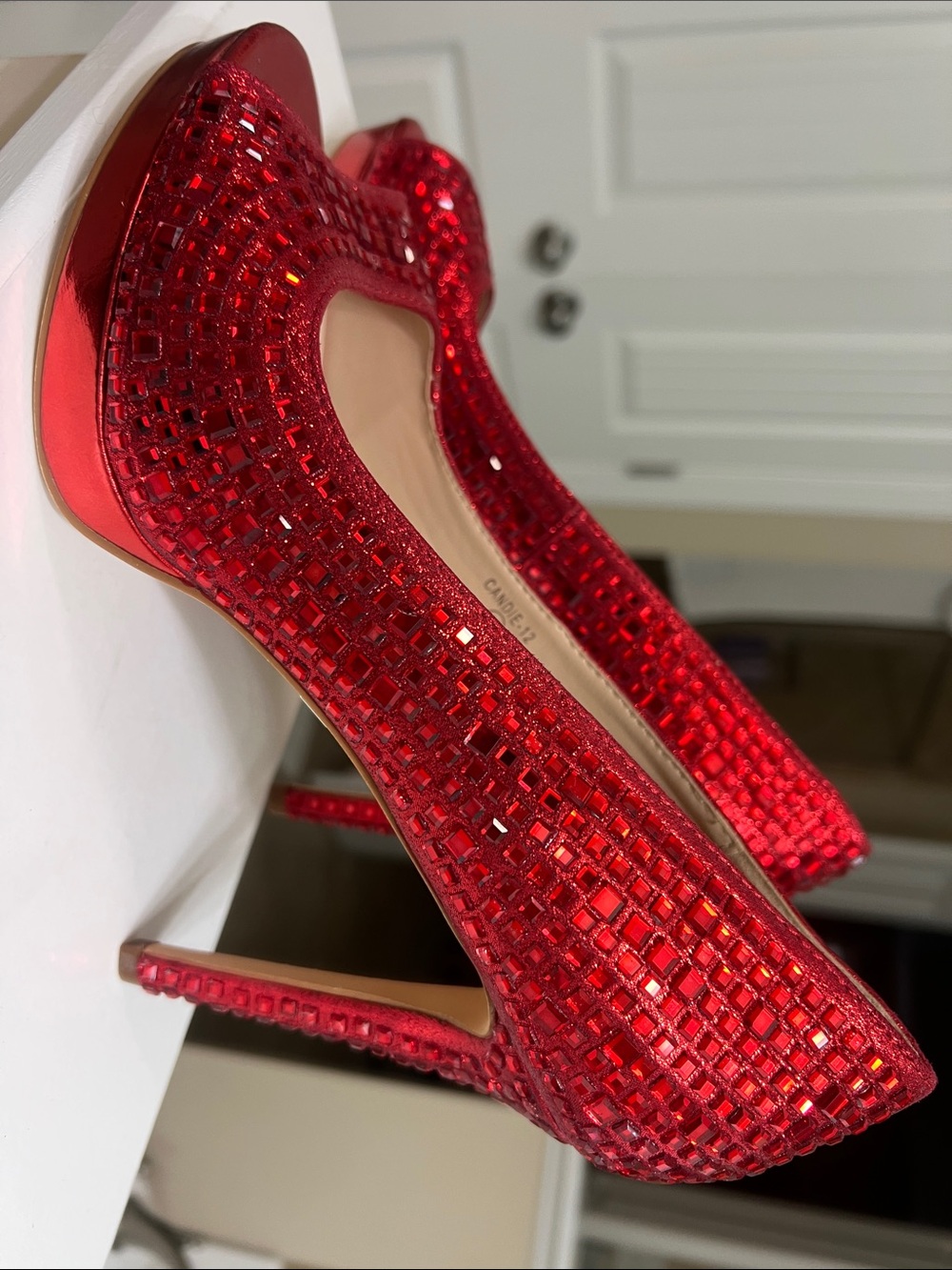 Lauren Lorraine Pumps